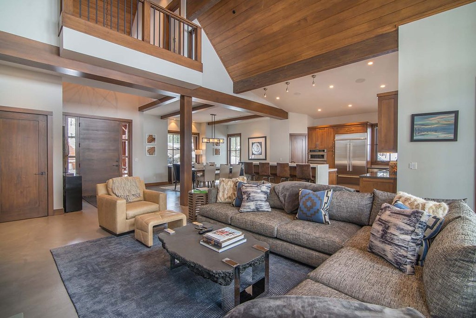 Pine House - Image 7