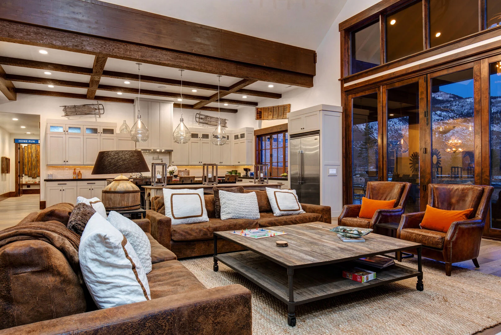 Empire Manor - Image 2