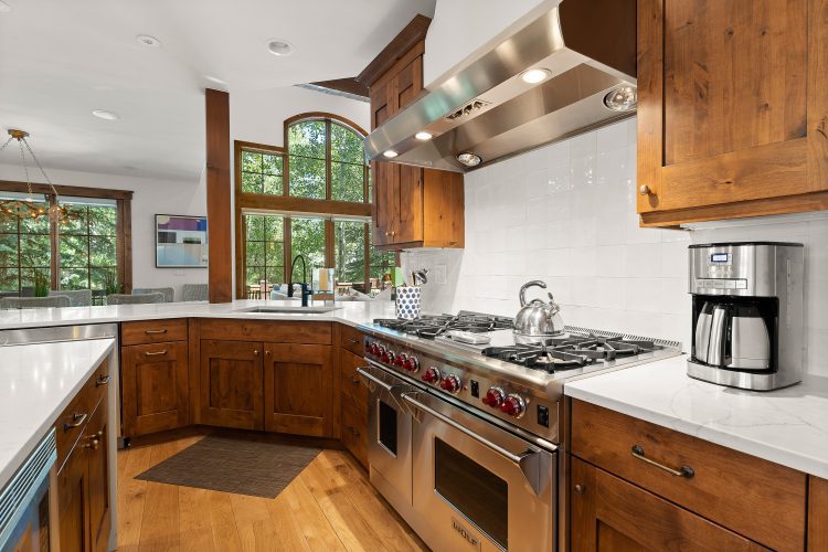 Berg Manor - Image 12