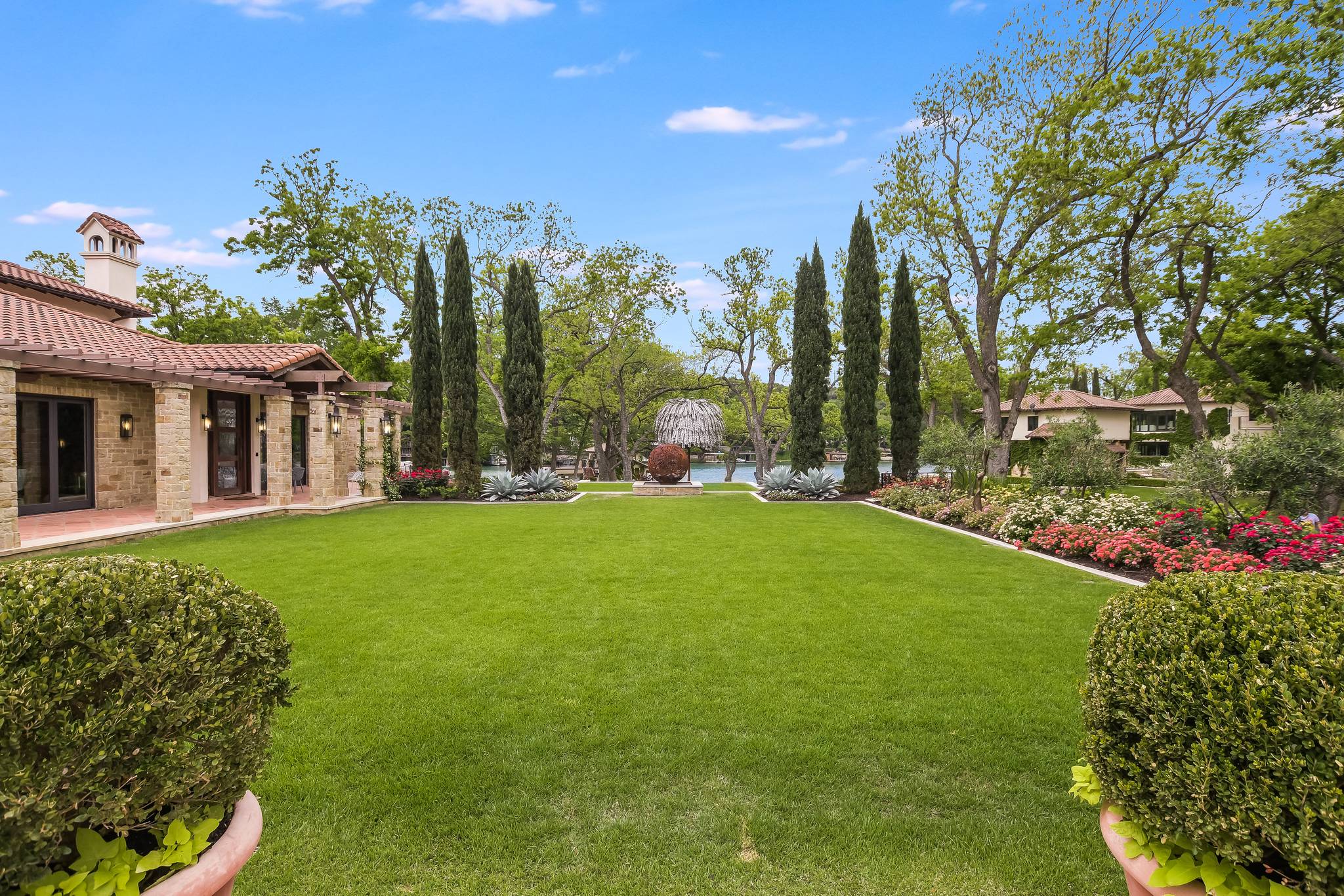 Southern Magnolia Estate - Image 51