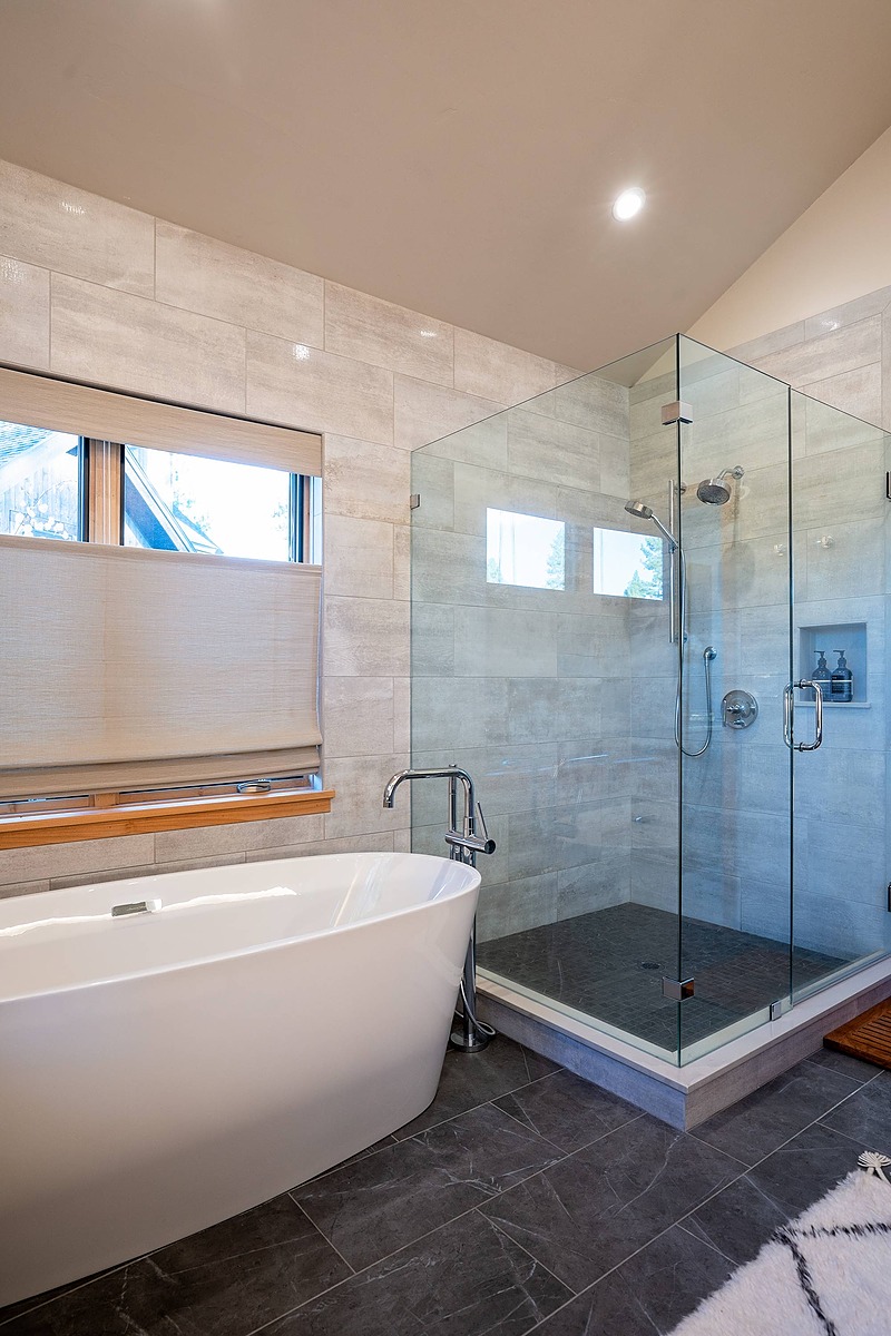 Wood House - Image 16