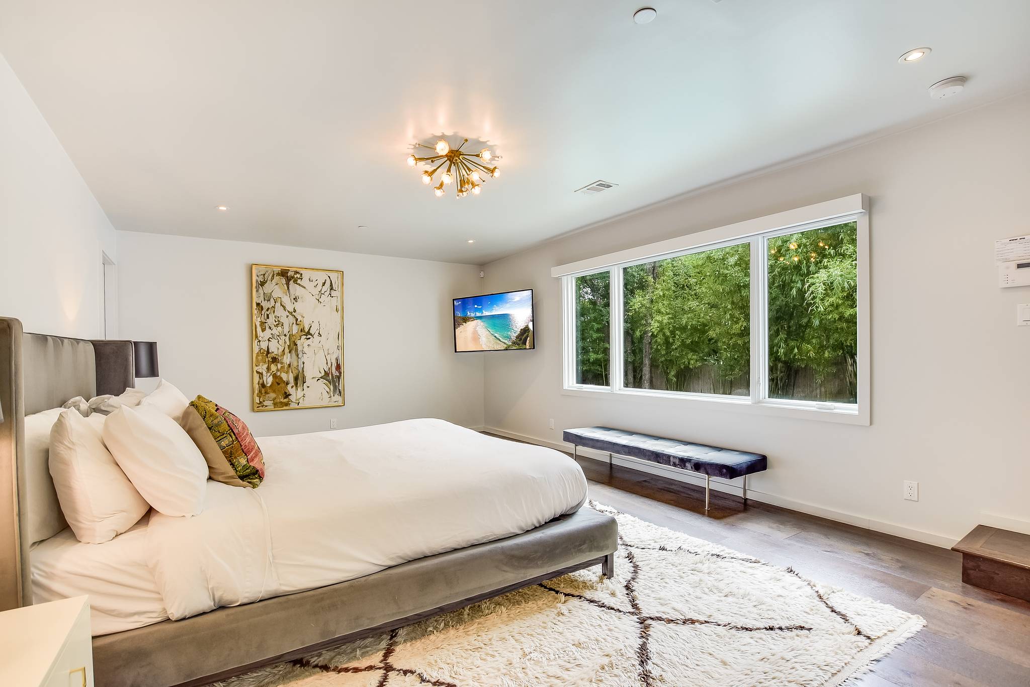 Mills Home - Image 22