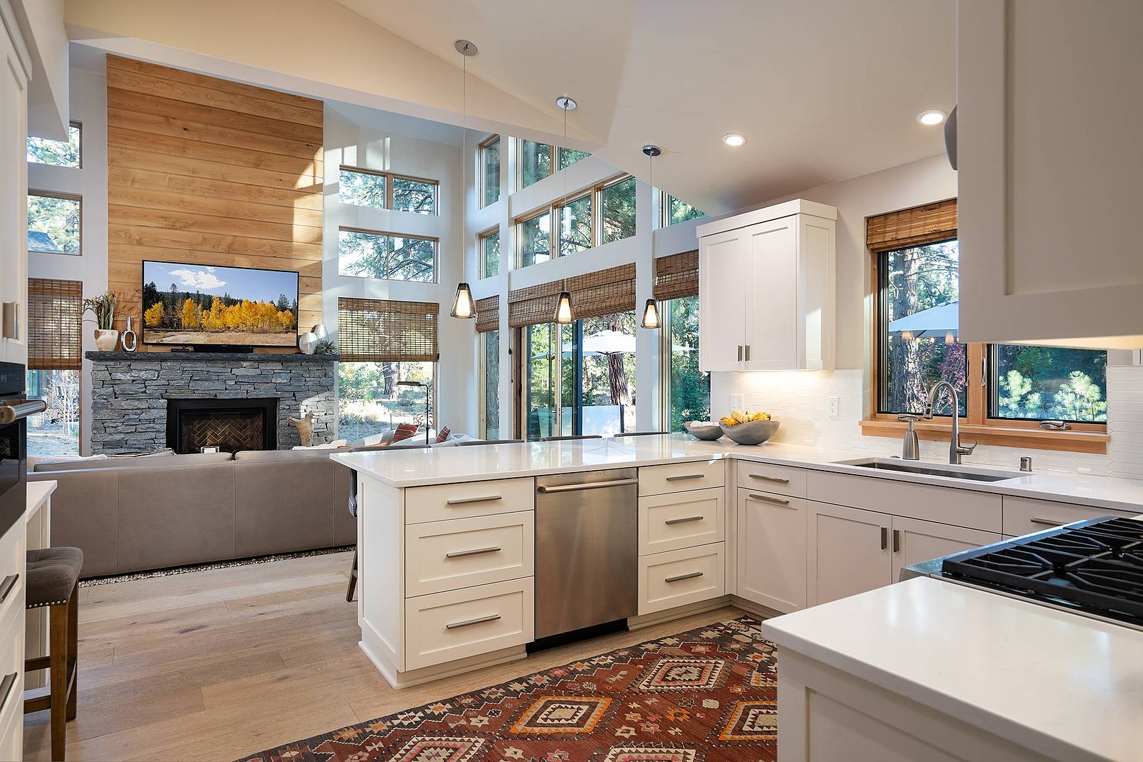 Wood House - Image 6