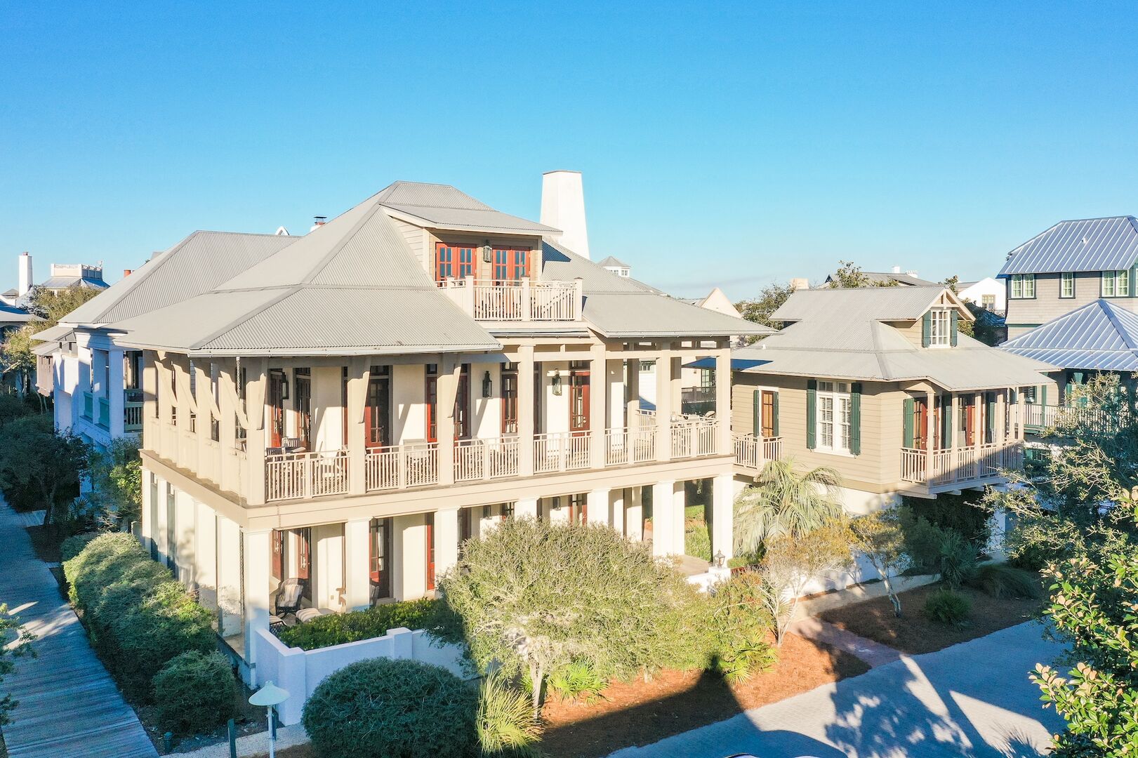 Water Street House - Image 5