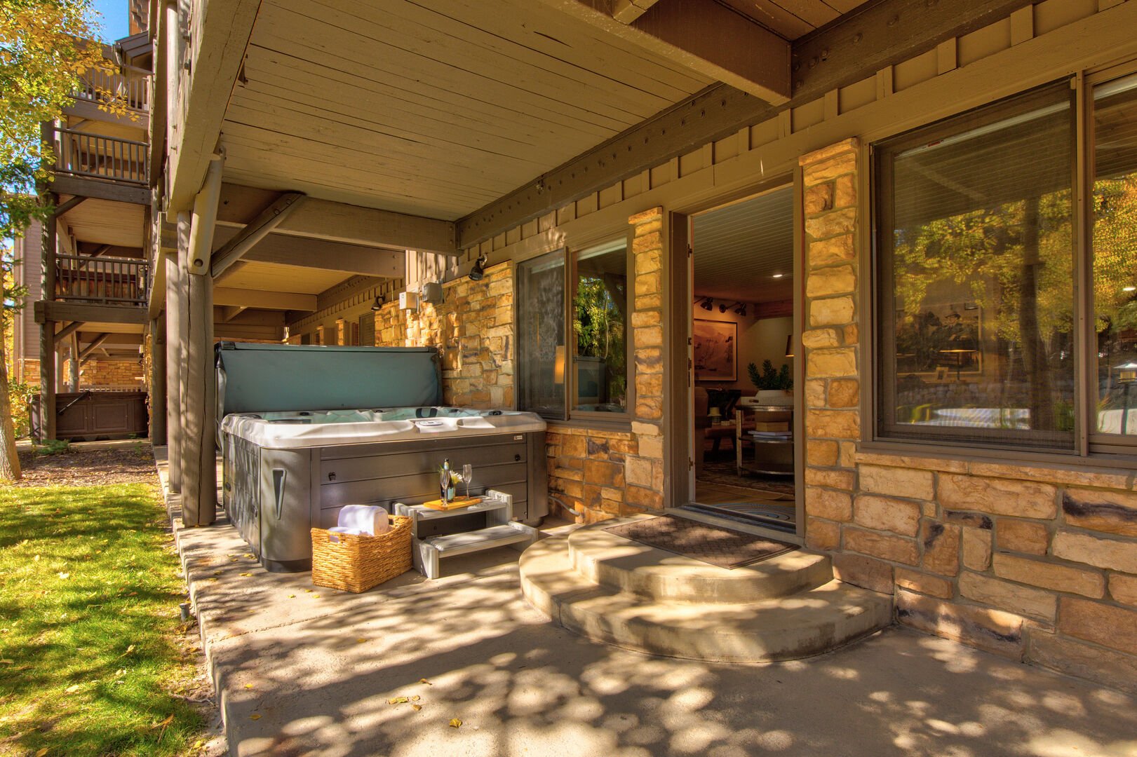 Silver Lake Home - Image 39