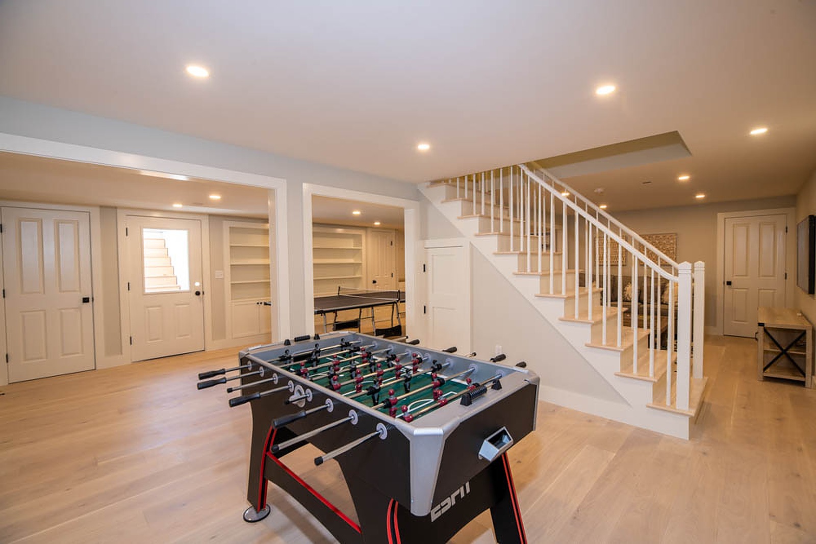 Nevers House - Image 21