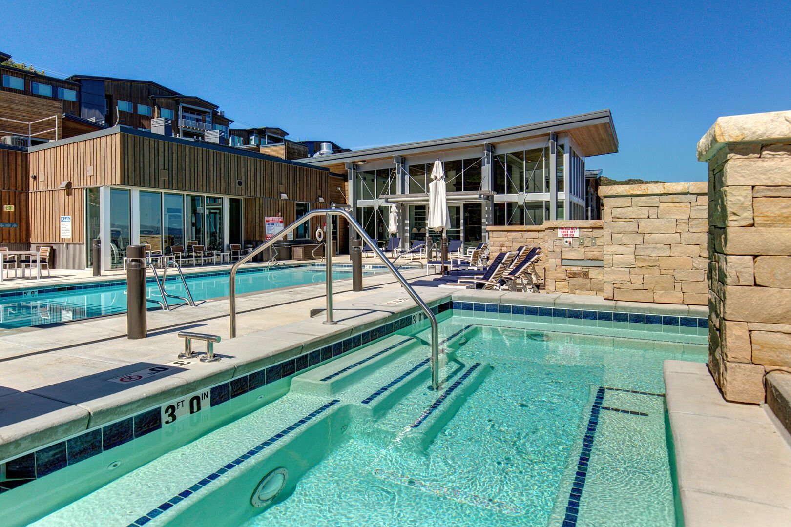 High Mountain Home - Image 48