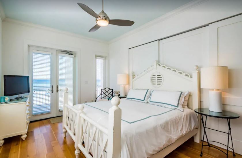 Seaside Manor - Image 16