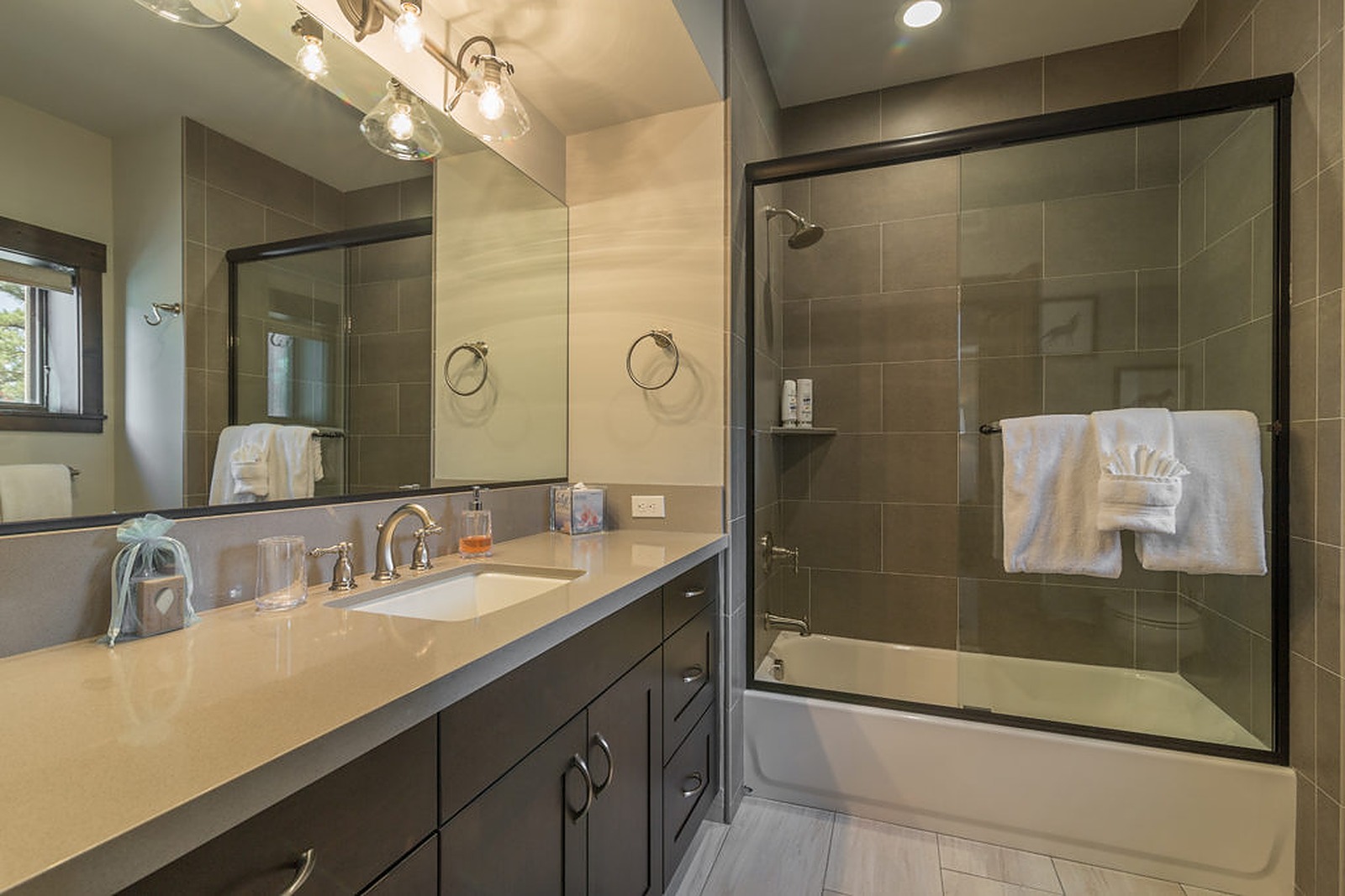 Heart Home - Image 23