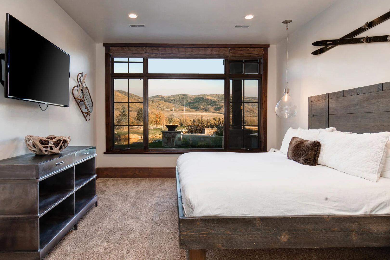 Empire Manor - Image 30