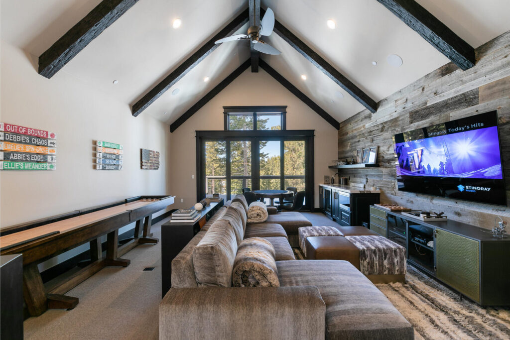 Red Fir House - Image 26